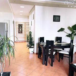 https://city-center-apartment-galeria.albaniahotels.org