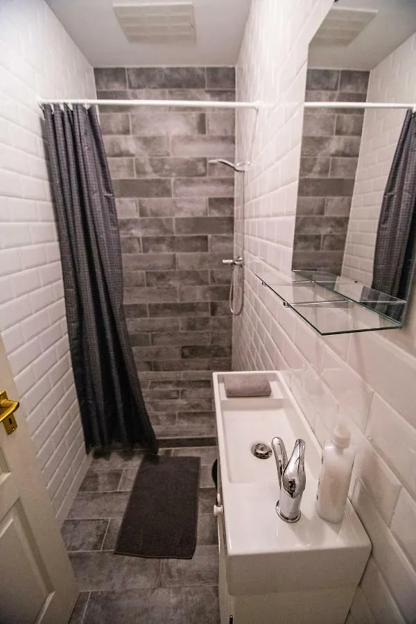 Apartment Very Central Apartment- 2 Bedrooms And 2 Bathrooms Budapest