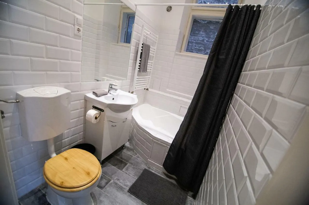 Very Central Apartment- 2 Bedrooms And 2 Bathrooms Budapest 0*,  Ungarn